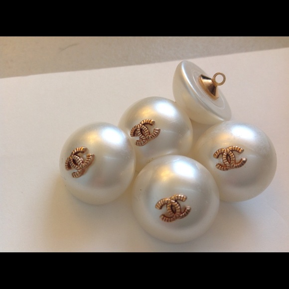 CHANEL Accessories - Set of Faux Pearl Chanel Buttons